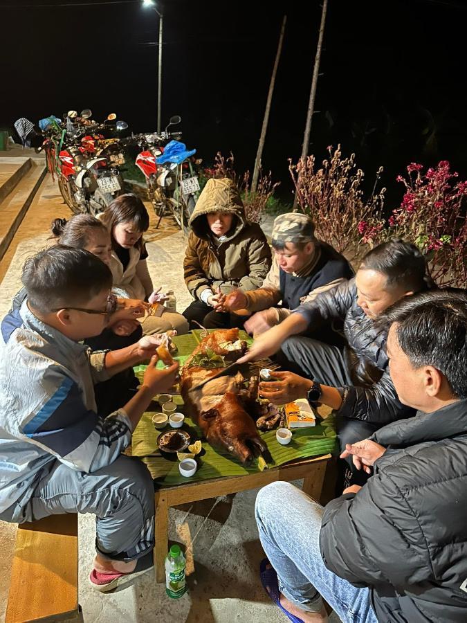 Hoang Nam Homestay Quan Ba Exteriör bild