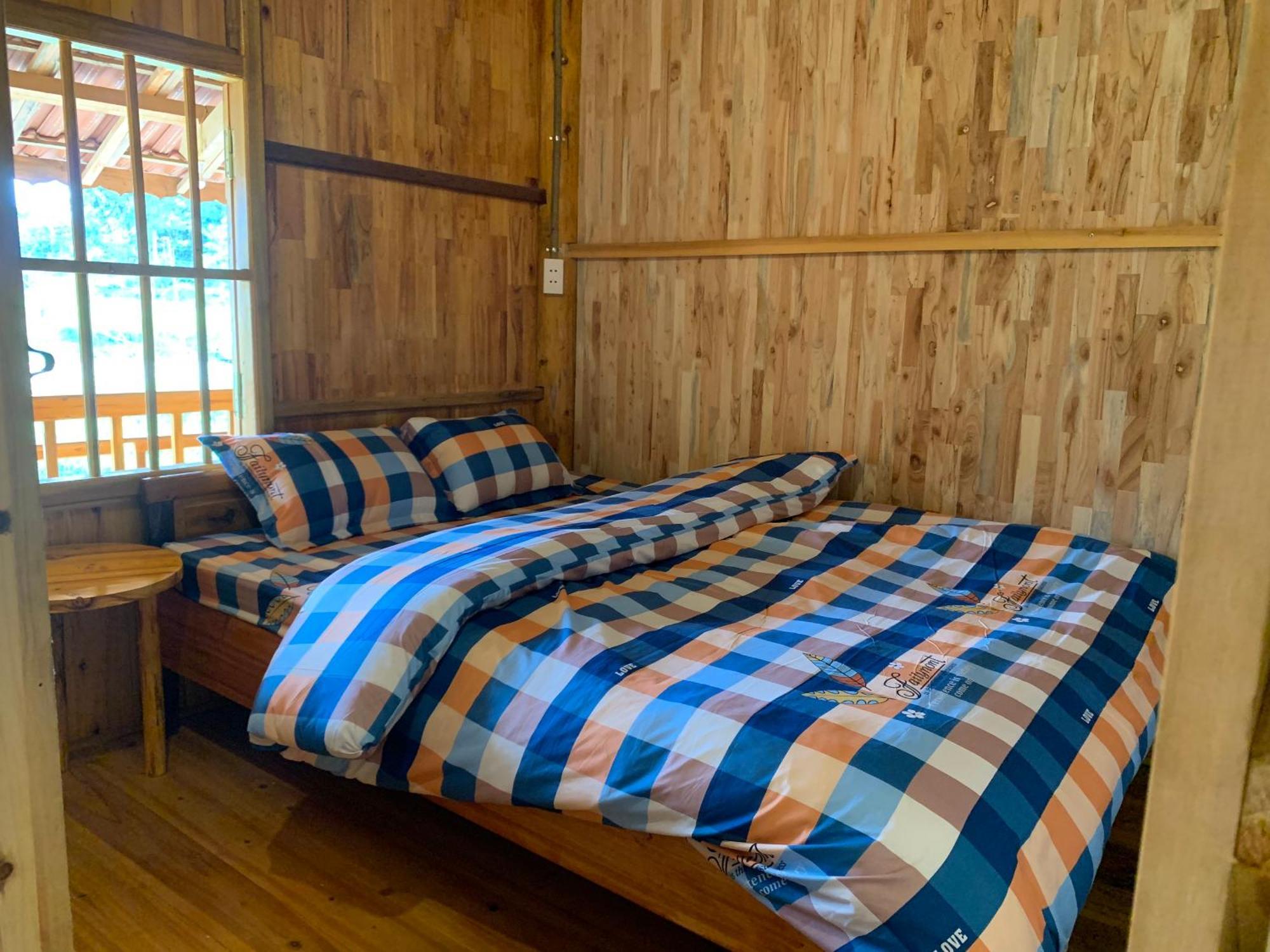 Hoang Nam Homestay Quan Ba Exteriör bild