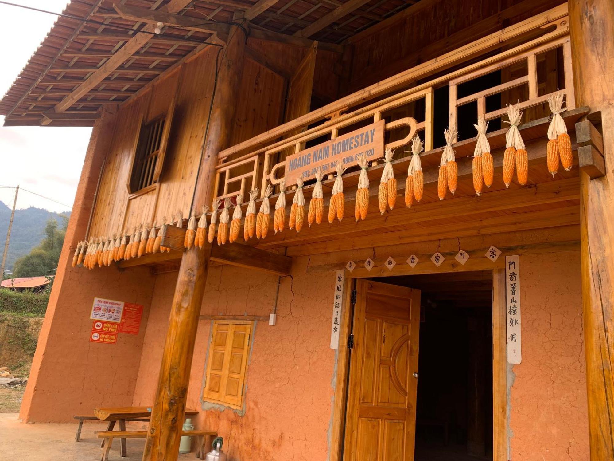 Hoang Nam Homestay Quan Ba Exteriör bild