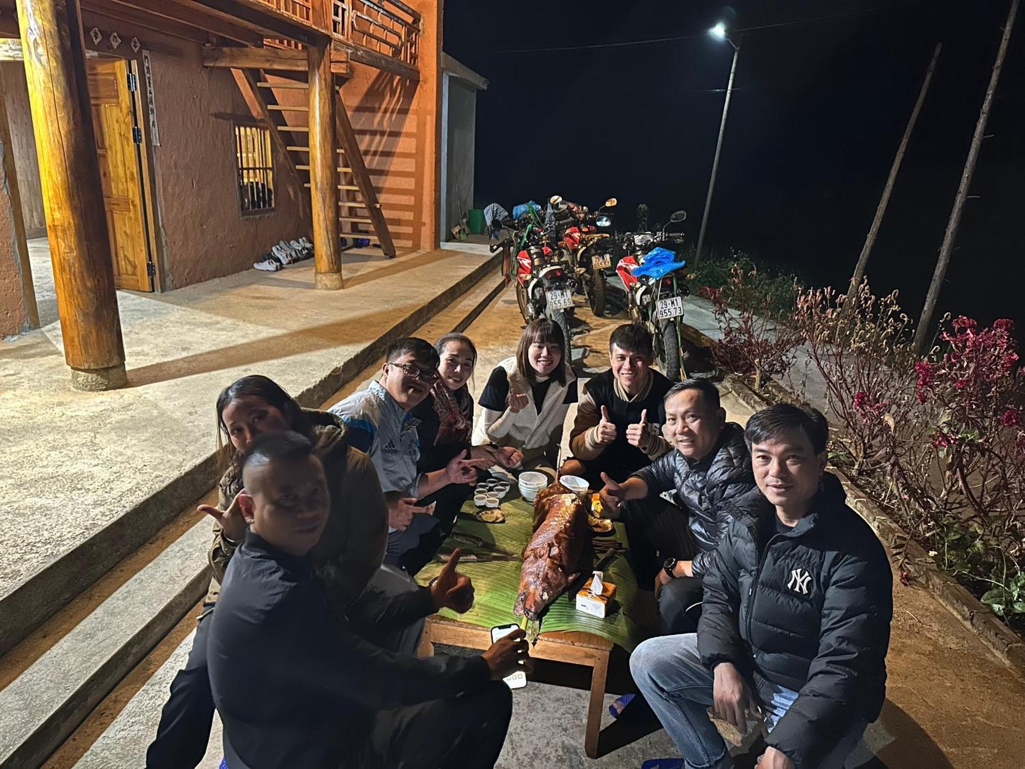 Hoang Nam Homestay Quan Ba Rum bild